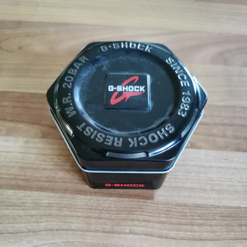 Shock black sports watch - black,